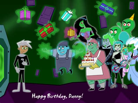 how old is danny phantom|when is danny phantom's birthday.